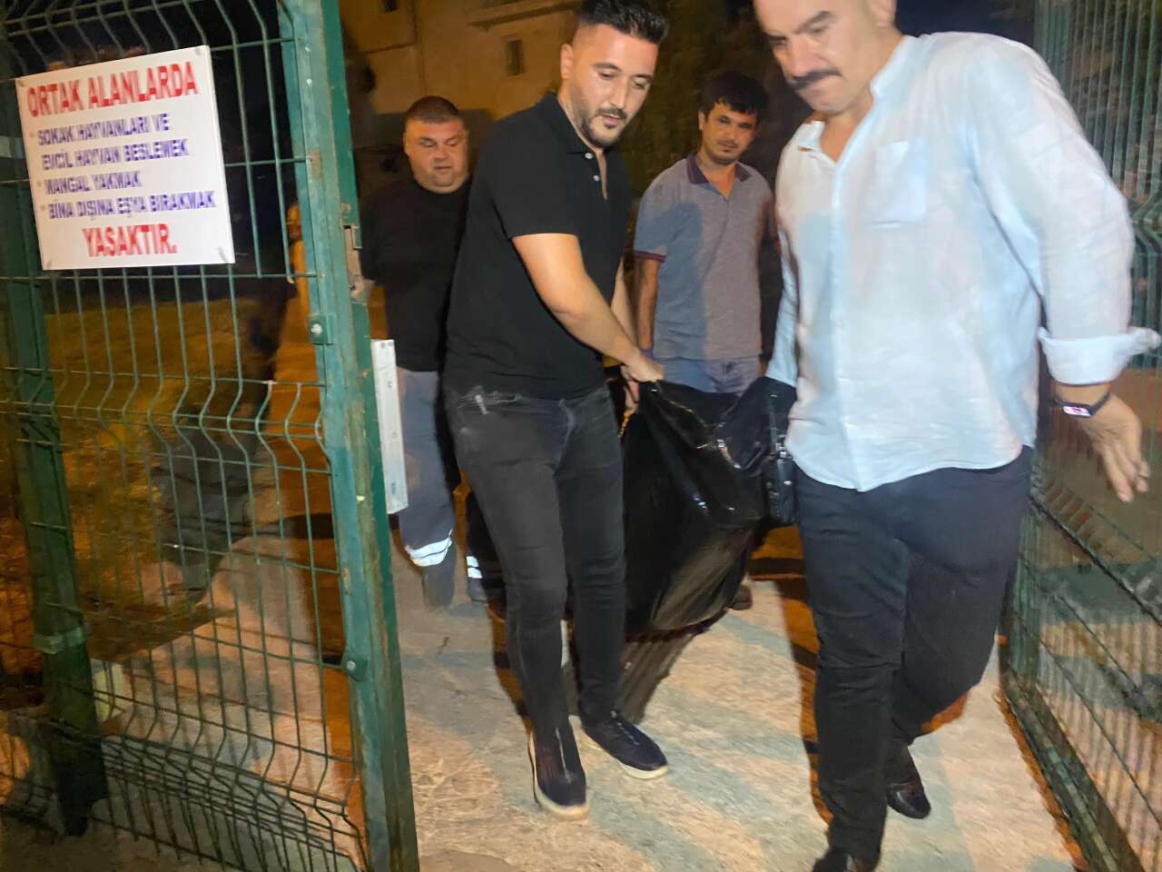 Eski eşini eşarbıyla boğarak öldürdü! Mahkemede anlattıkları kan dondurdu 2